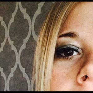 Meet your Posher, Liliane